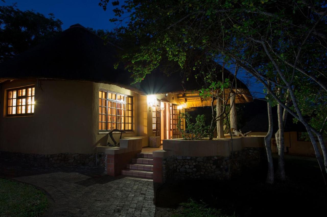 Milima Big 5 Safari Lodge Hoedspruit Esterno foto