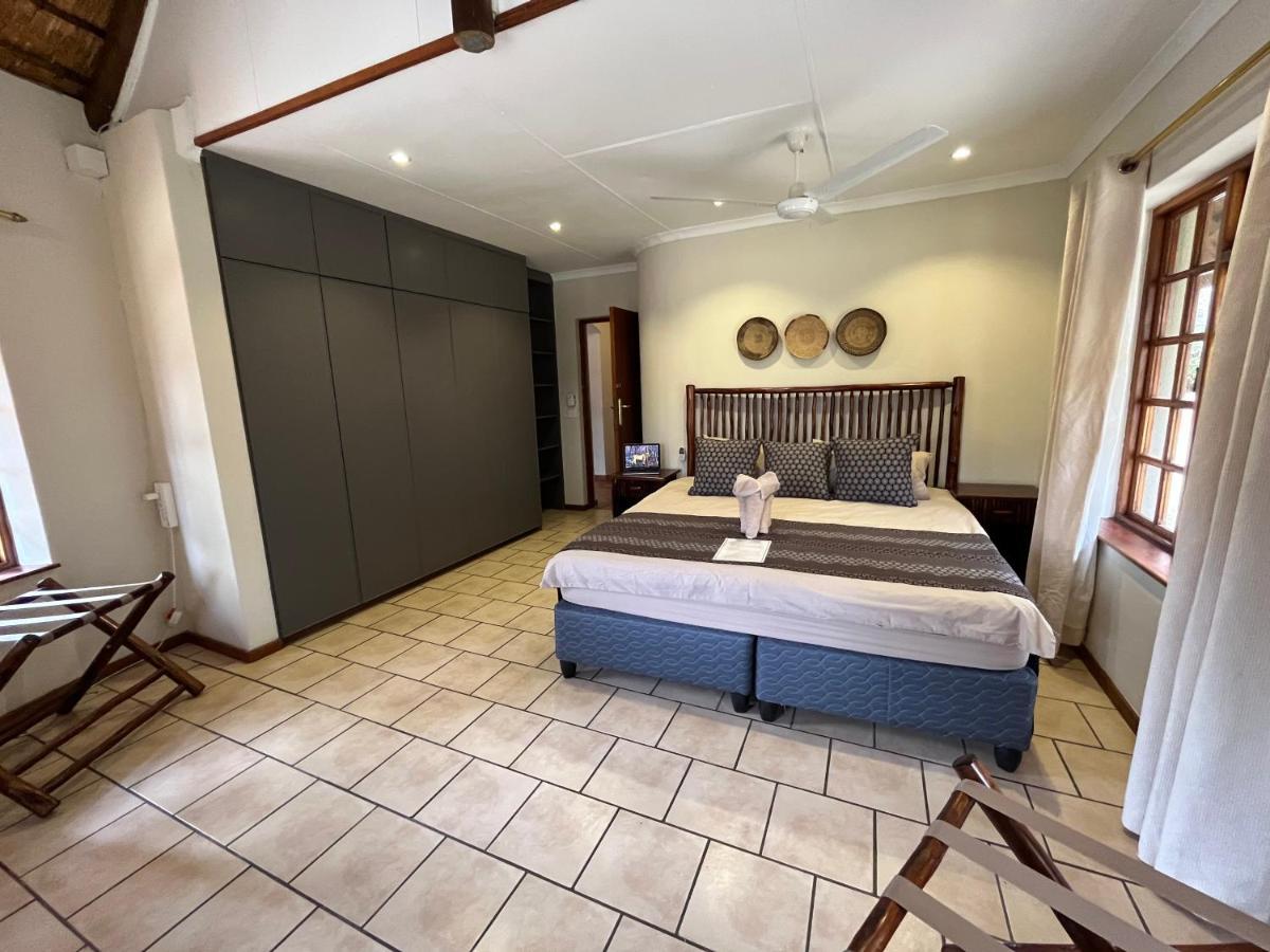 Milima Big 5 Safari Lodge Hoedspruit Esterno foto