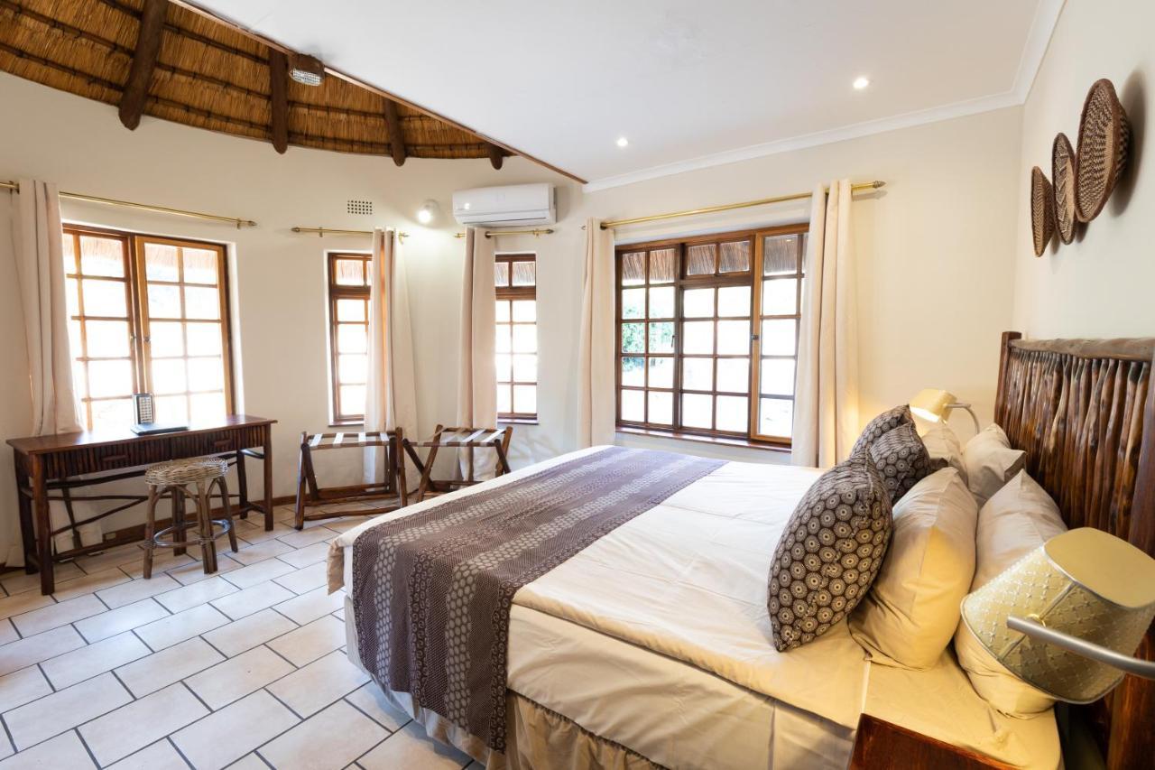Milima Big 5 Safari Lodge Hoedspruit Esterno foto